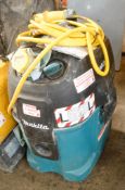 Makita 110v vacuum cleaner ** No hose ** A574026