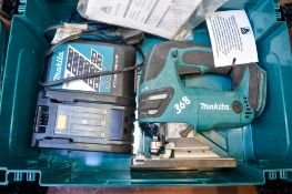 Makita 18v cordless power drill charger & carry case c/w charger & carry case **No battery**