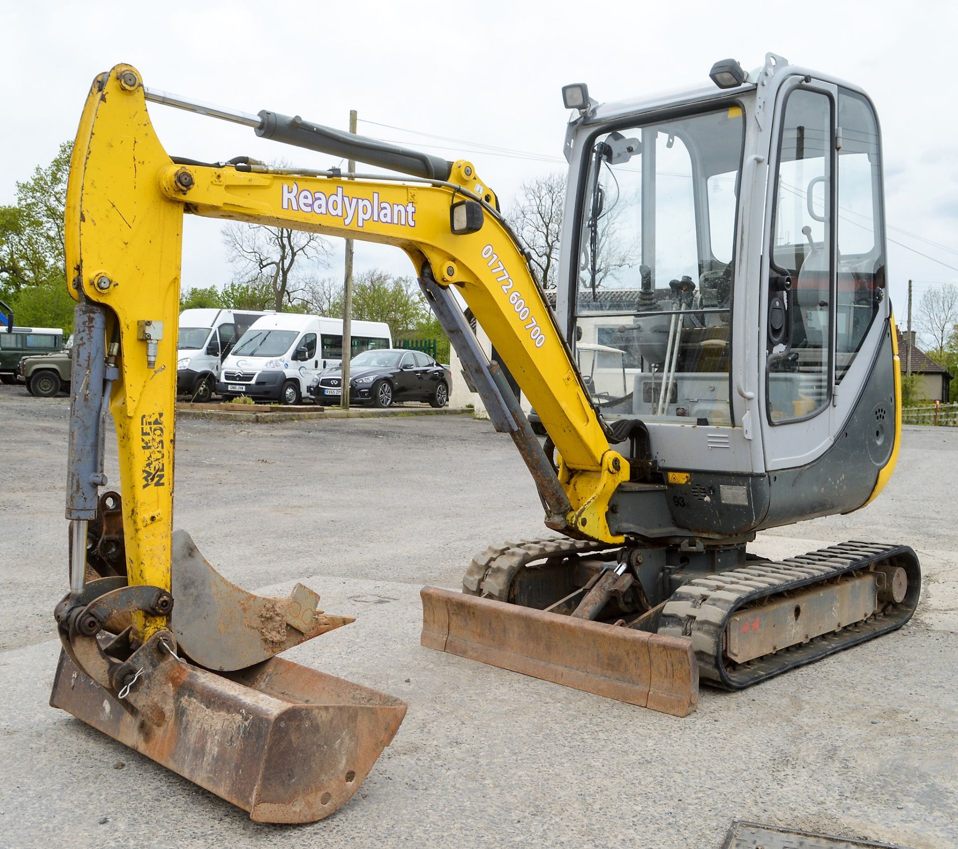 Wacker Neuson 2003RD 2 tonne rubber tracked mini excavator Year: 2010 S/N: A002690 Recorded Hours: