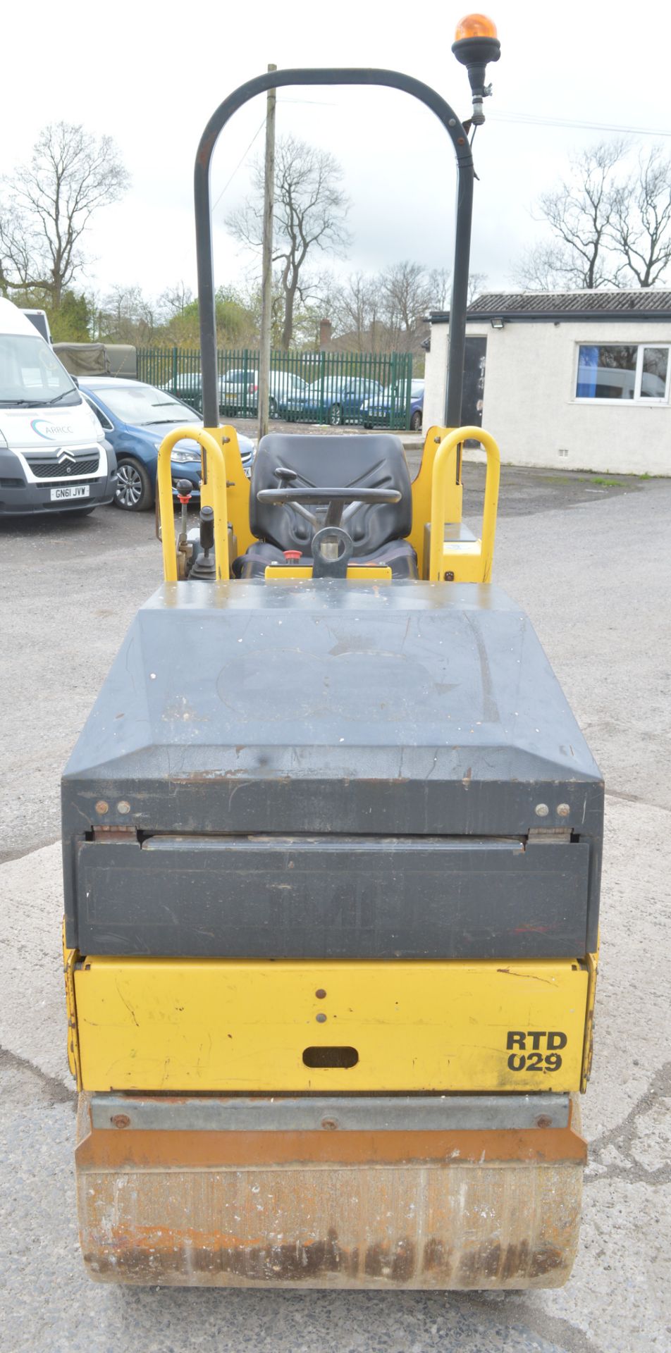 Bomag BW80AD-2 double drum ride on roller  Year: 2006 S/N: 426052 Recorded hours: 869 RTD029 - Image 3 of 7