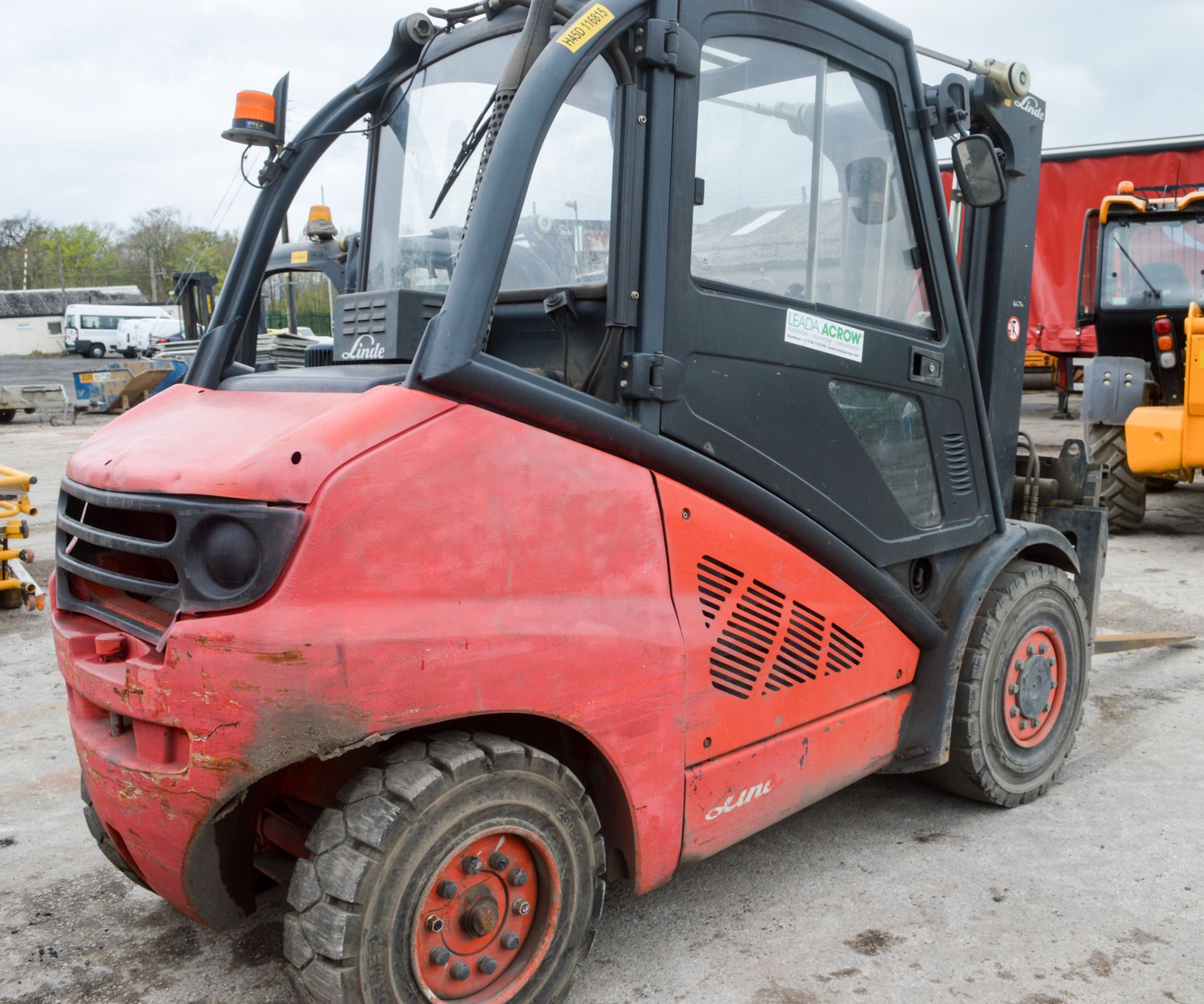 Linde H45D diesel driven fork lift truck Year: 2007 S/N: H2X394U03152 **Sold as non runner suspected - Image 4 of 9