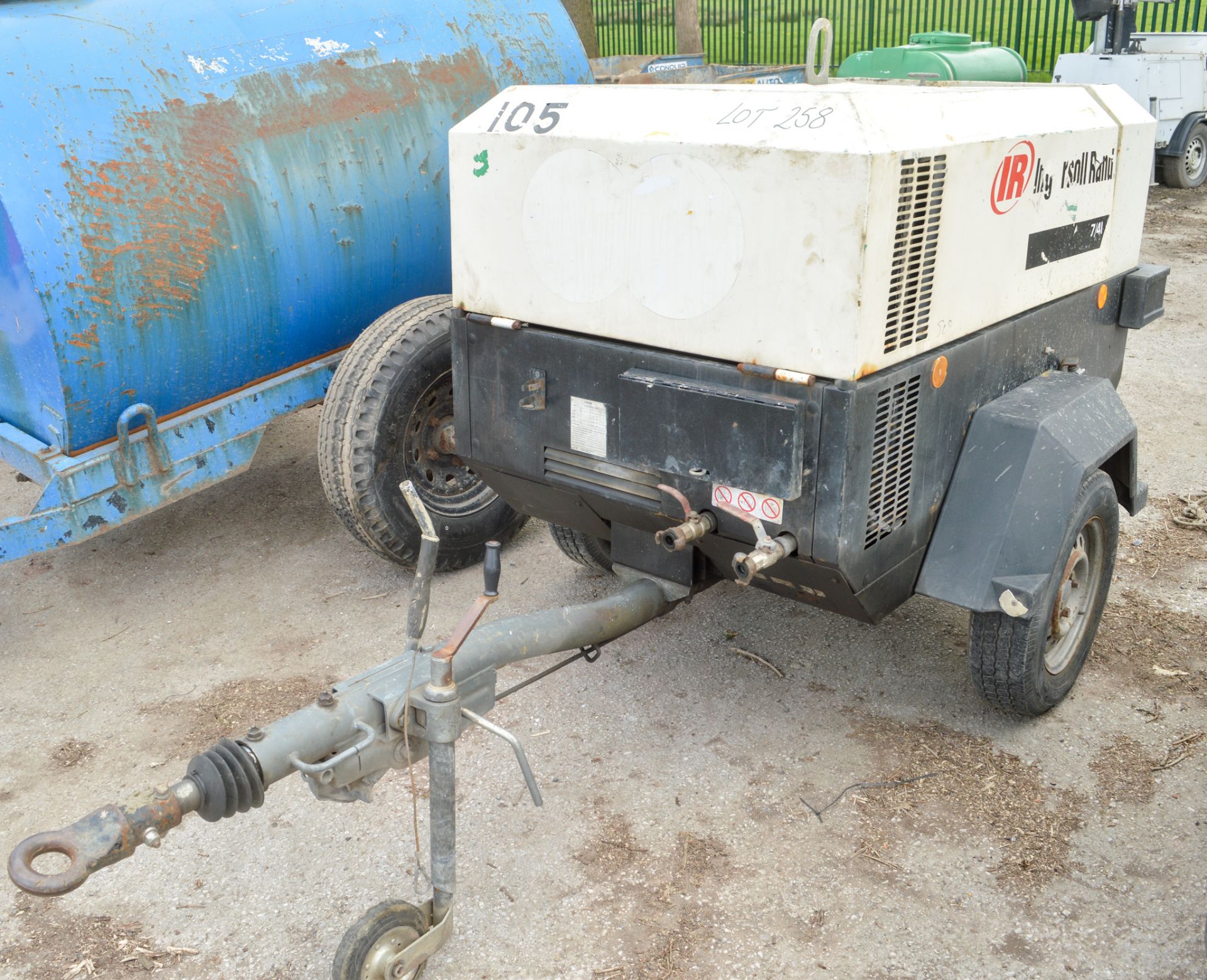 Doosan 741 diesel driven air compressor Year: 2008 S/N: 425683 Recorded Hours: 1583