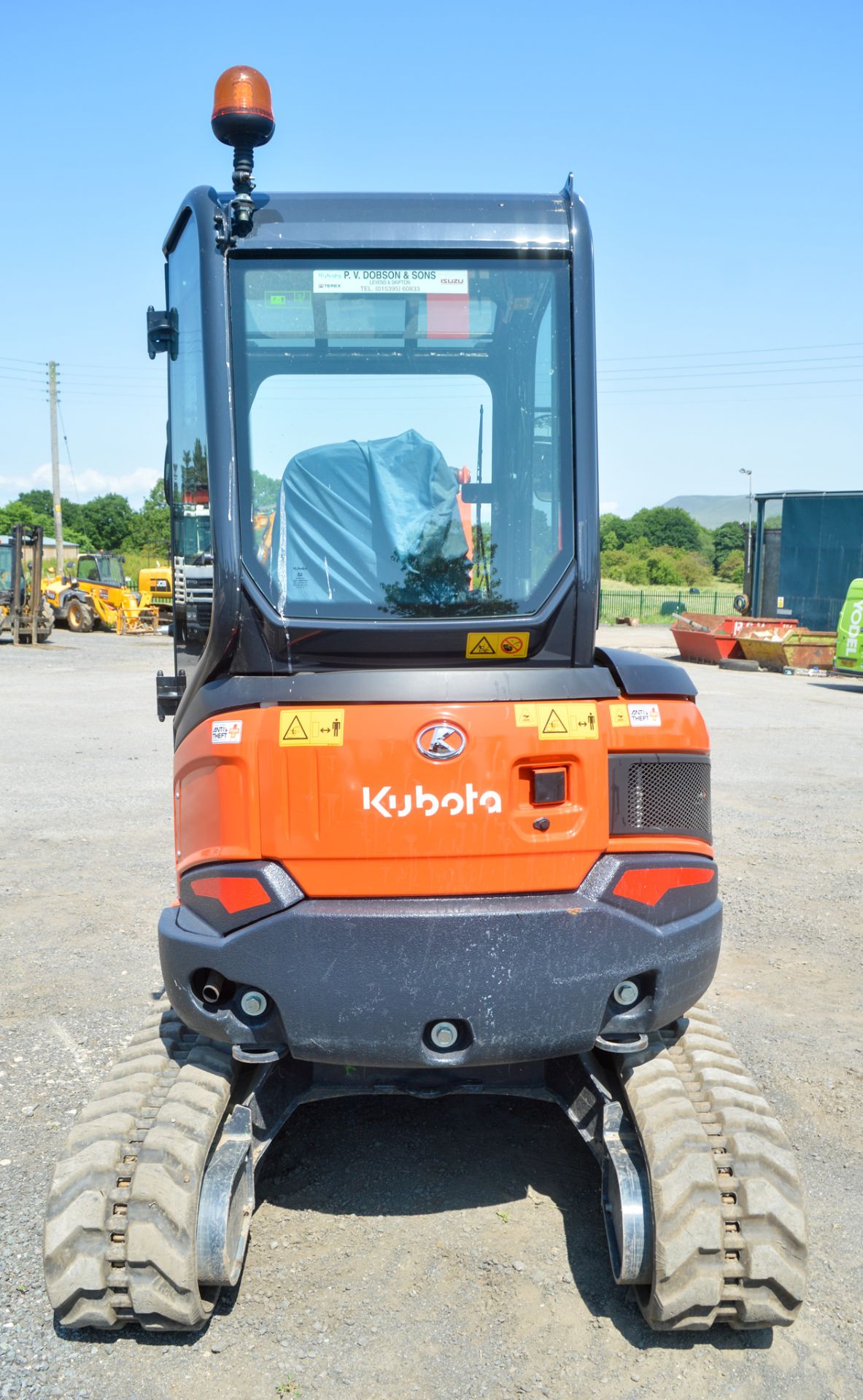 Kubota U27-4 2.7 tonne zero tail swing rubber tracked excavator Year: 2017 S/N: 60839 Recorded - Image 6 of 12