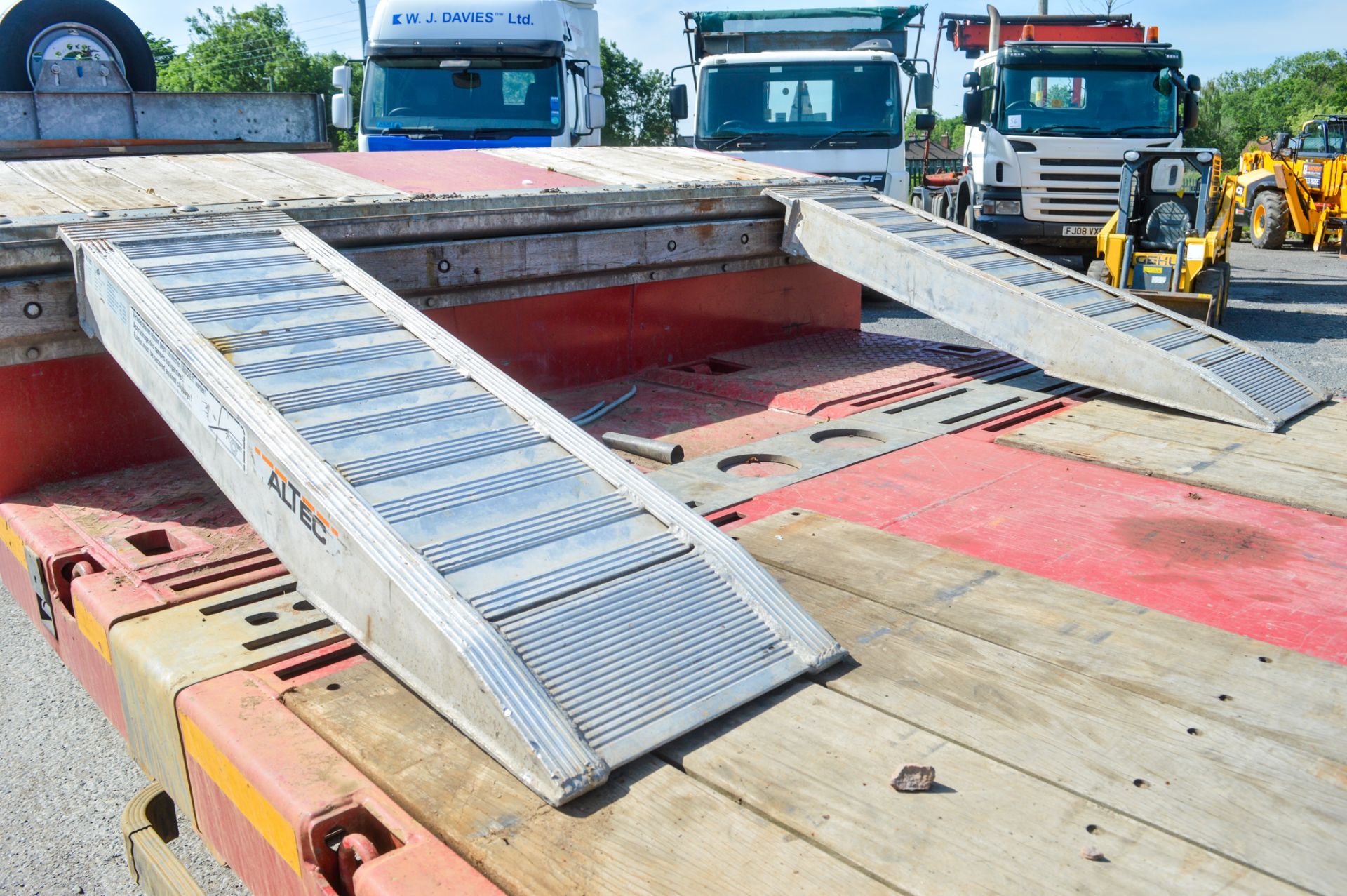 Faymonville Max tri axle step frame extendable low loader trailer Year: 2016 S/N: H99901025469 Reg - Image 9 of 12