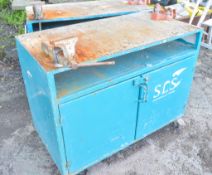 Steel work bench c/w engineers & pipe vice E0009893