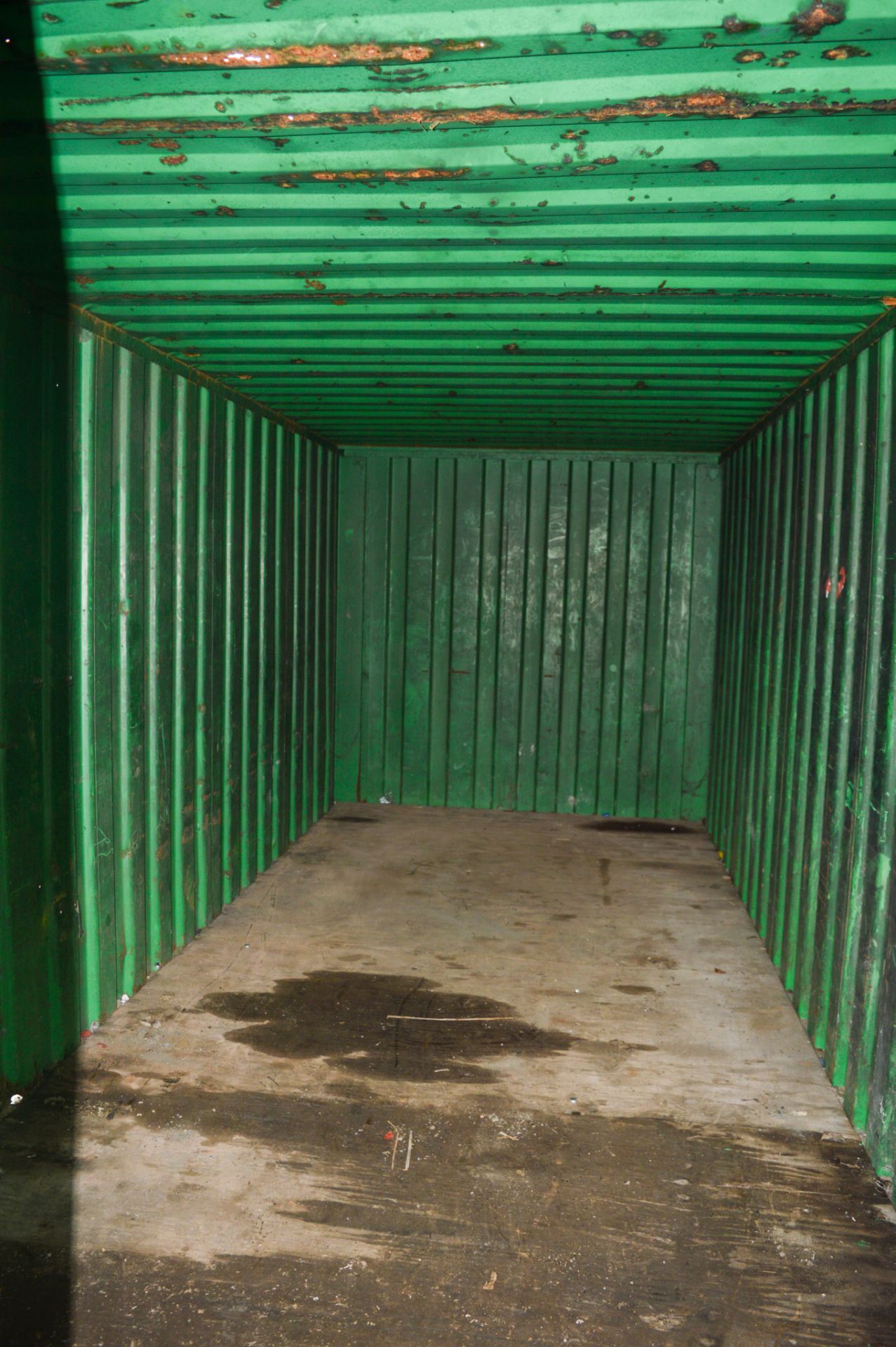 20 ft x 8 ft steel store site unit ** No keys but open ** A119678 - Image 5 of 5