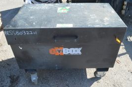 OxBox steel tool store  c/w key  BESSBO322H