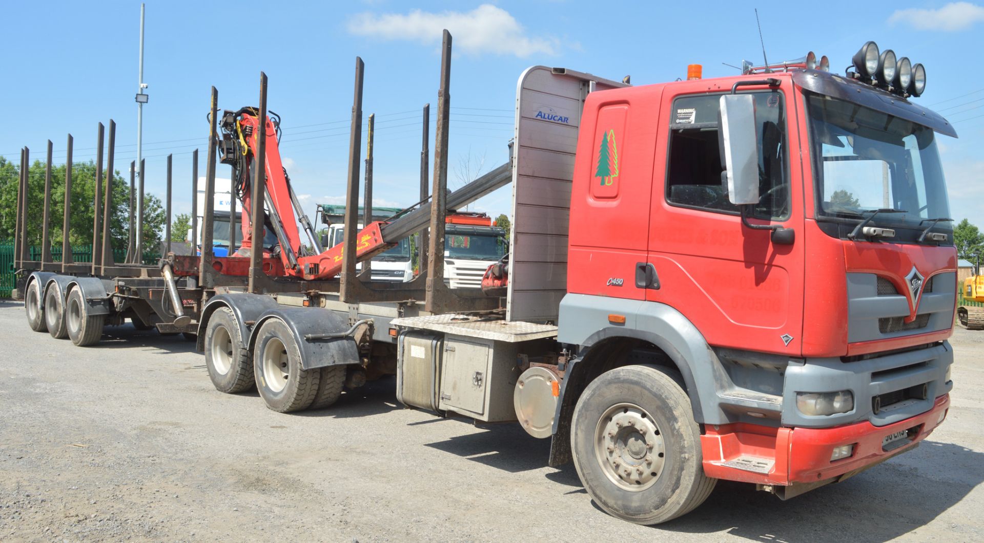 Foden 450 6 wheel crane timber lorry  Registration number: GP56 LHS  Year: 2006 MOT:  Recorded k/ms: - Image 2 of 13