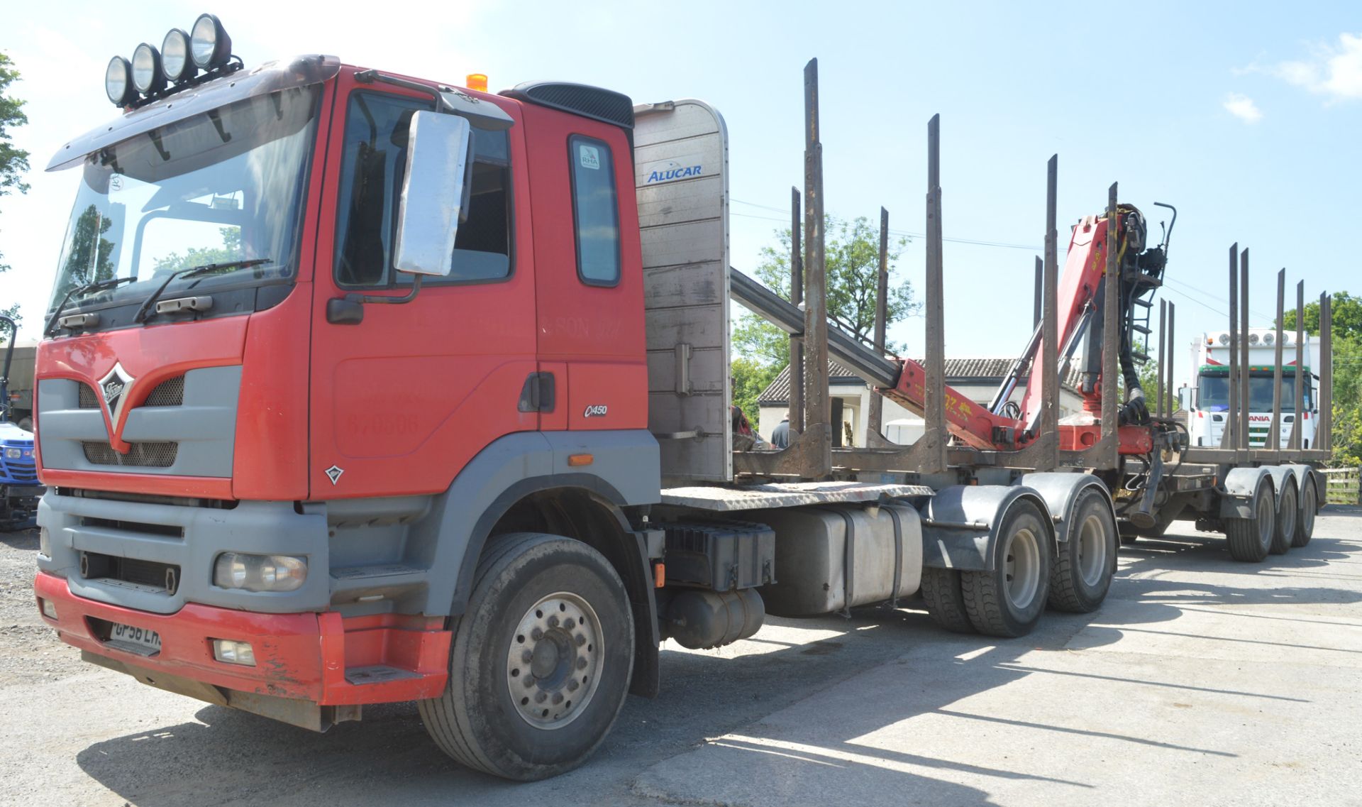 Foden 450 6 wheel crane timber lorry  Registration number: GP56 LHS  Year: 2006 MOT:  Recorded k/ms: