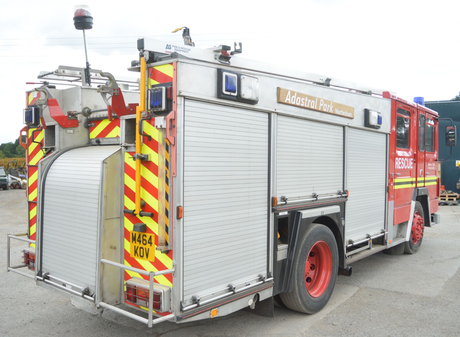 Dennis SS239 4x2 12 tonne crew cab fire engine Registration number: M464 KOV Date of registra - Image 7 of 20