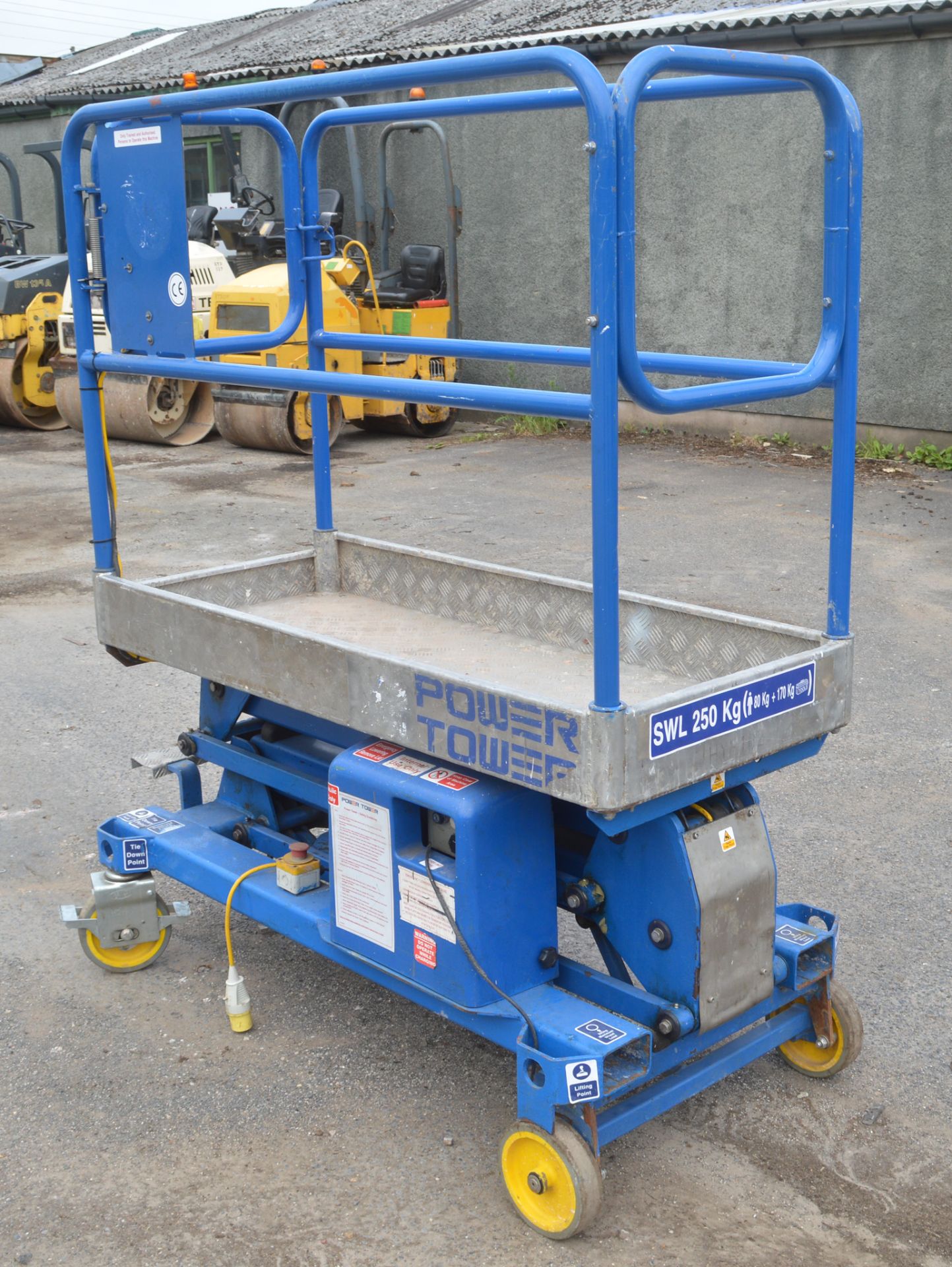 Power Tower PTE51 battery electric scissor lift access platform  Year: 2008 c/w loler certificate - Image 2 of 5