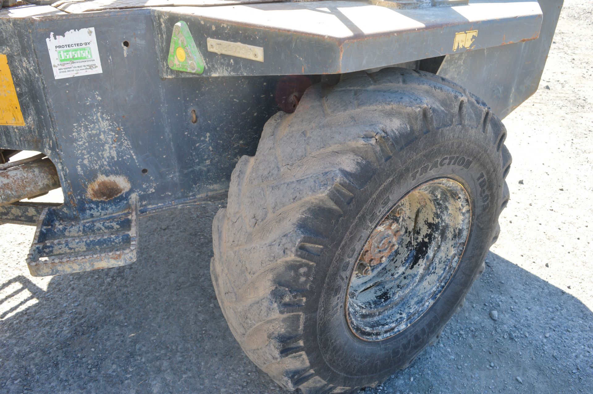 Benford Terex 3 tonne straight skip dumper Year: 2005 S/N: E511FC143 Recorded Hours: Not - Image 7 of 12