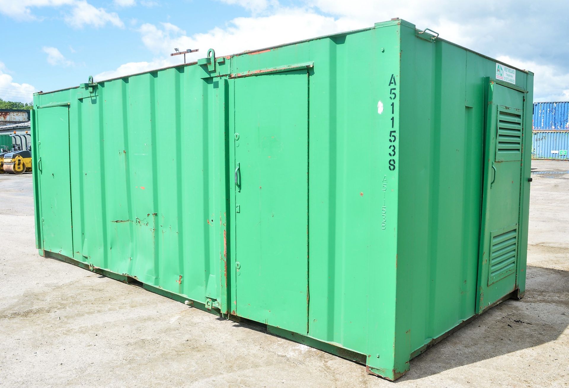 21 ft x 9 ft steel anti vandal welfare site unit Comprising of: canteen area, toilet & generator - Image 2 of 8