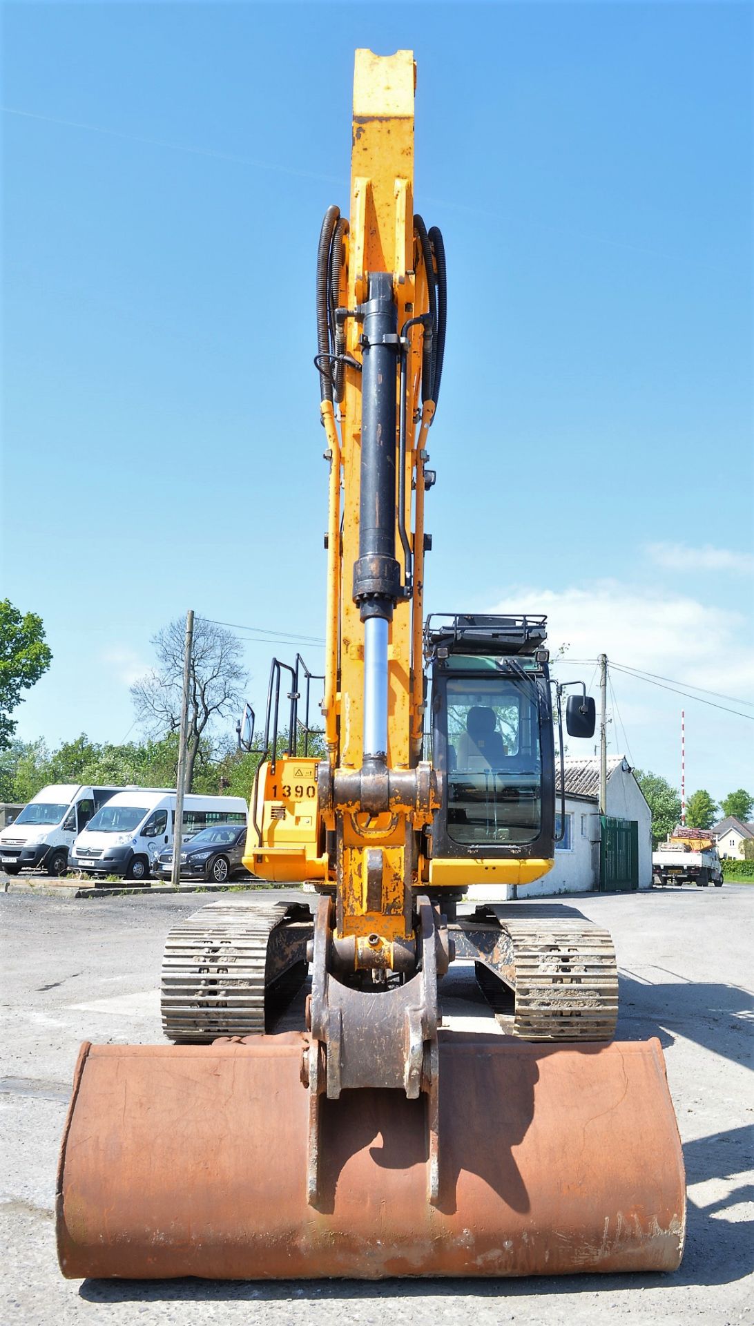 JCB JS220 LC Groundworker 22 tonne steel tracked excavator Year: 2010 S/N: E01460442 Recorded Hours: - Image 5 of 15