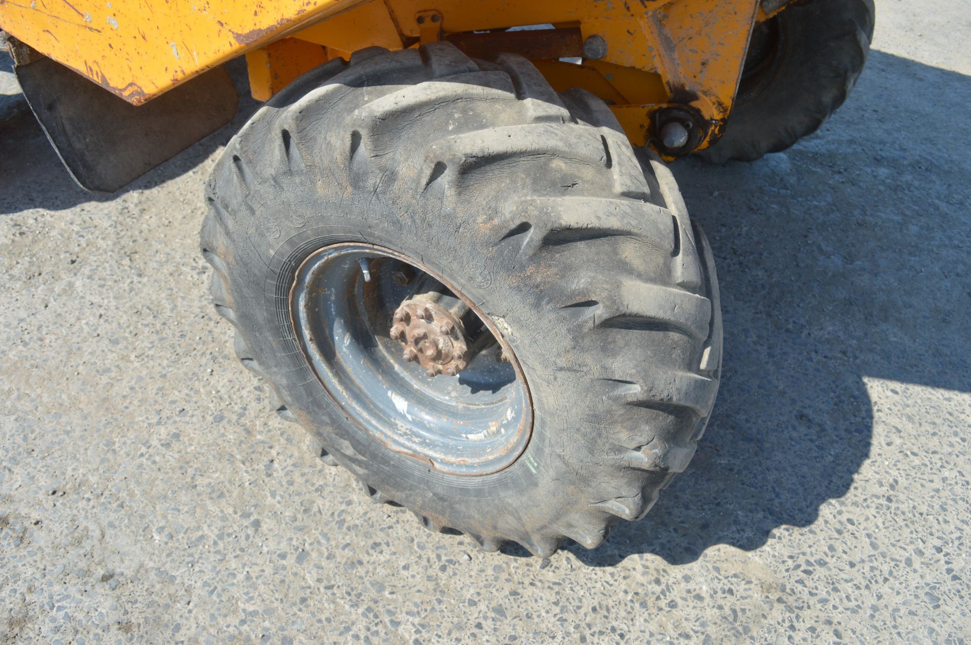 Benford Terex PT3000 3 tonne straight skip dumper  Year:  S/N: EY07AR267 Recorded hours: 803 P2077 - Image 8 of 11