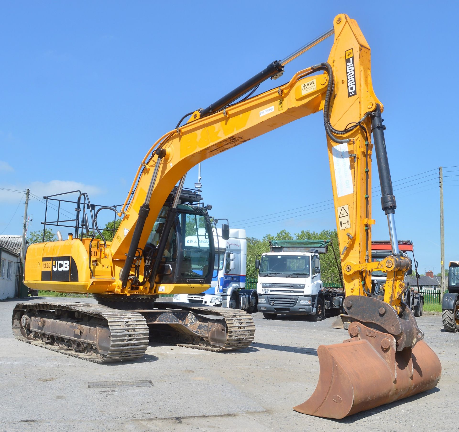 JCB JS220 LC Groundworker 22 tonne steel tracked excavator Year: 2010 S/N: E01460442 Recorded Hours: - Image 2 of 15