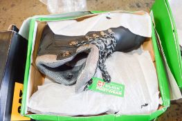 Pair of Click black safety boots Size 8