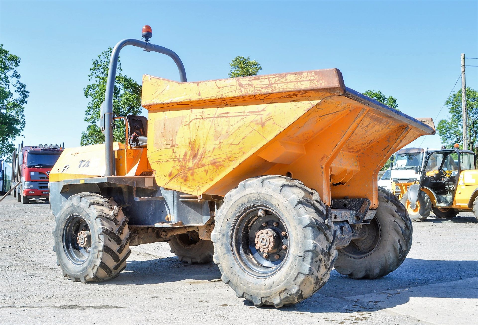 Benford Terex TA6 6 tonne straight skip dumper Year: 2007 S/N: E708FW421 Recorded Hours: 2558 1831 - Image 3 of 12