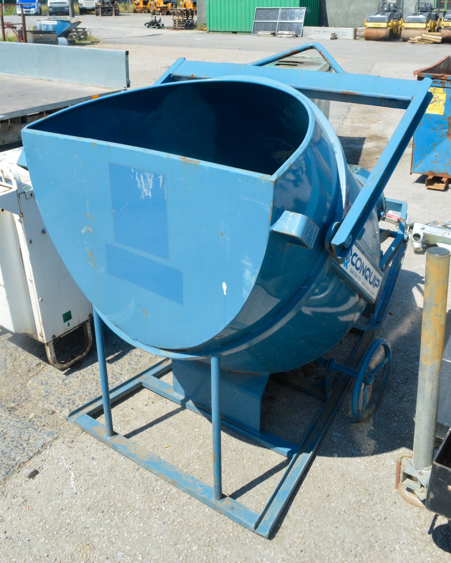 Conquip 500 litre concrete chute A644192 - Image 4 of 4