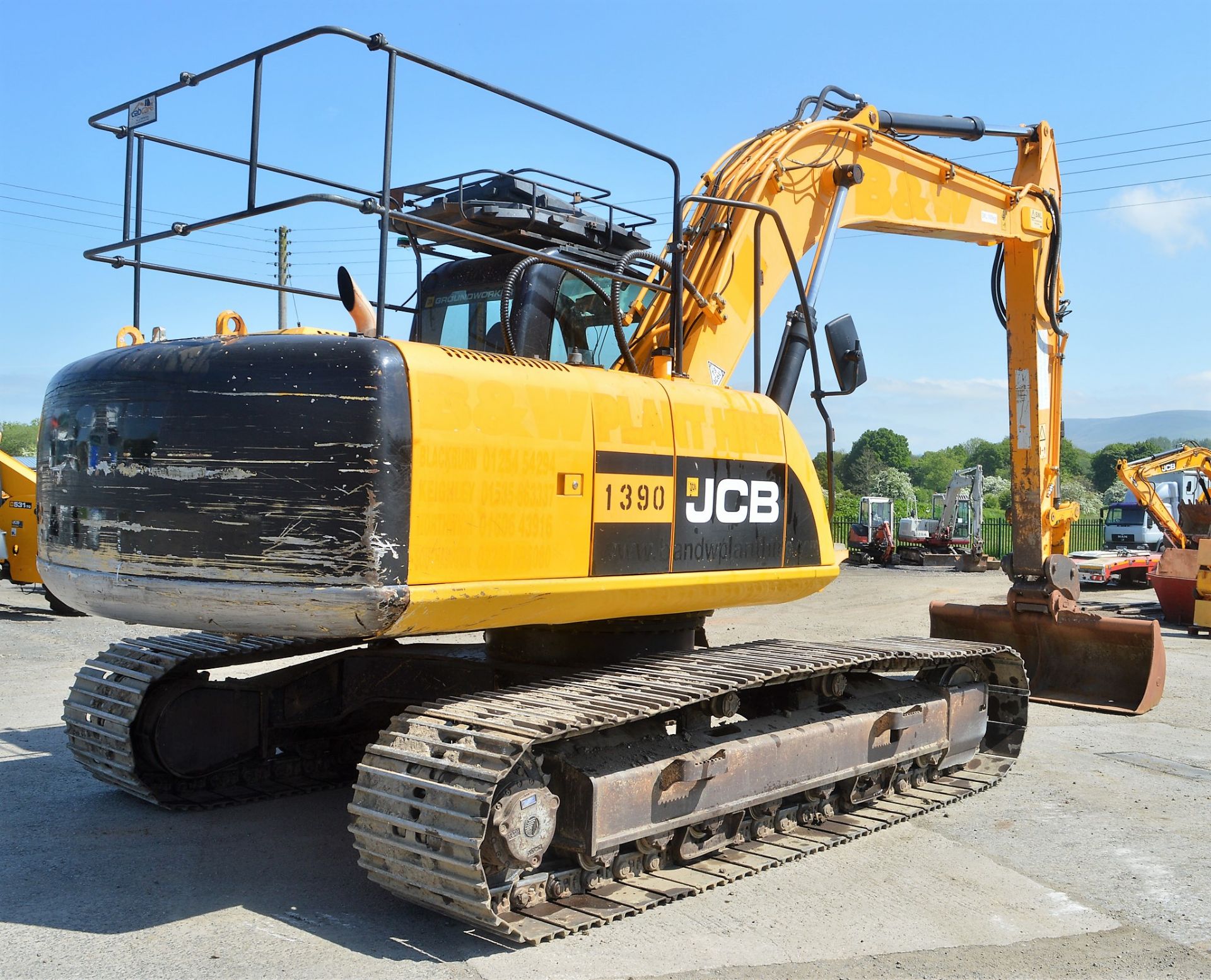 JCB JS220 LC Groundworker 22 tonne steel tracked excavator Year: 2010 S/N: E01460442 Recorded Hours: - Image 4 of 15