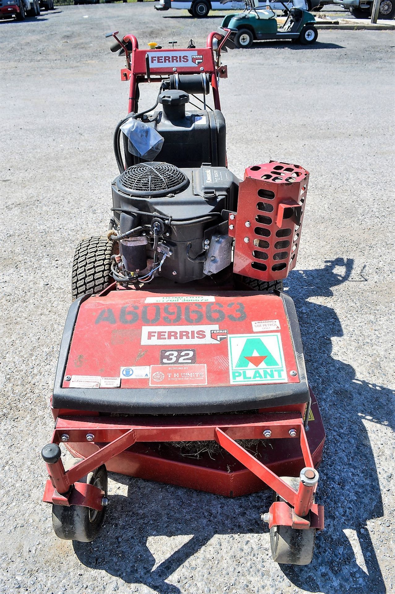 Ferris FW32 32 inch petrol driven walk behind mower S/N: 2016341222 - Image 5 of 6