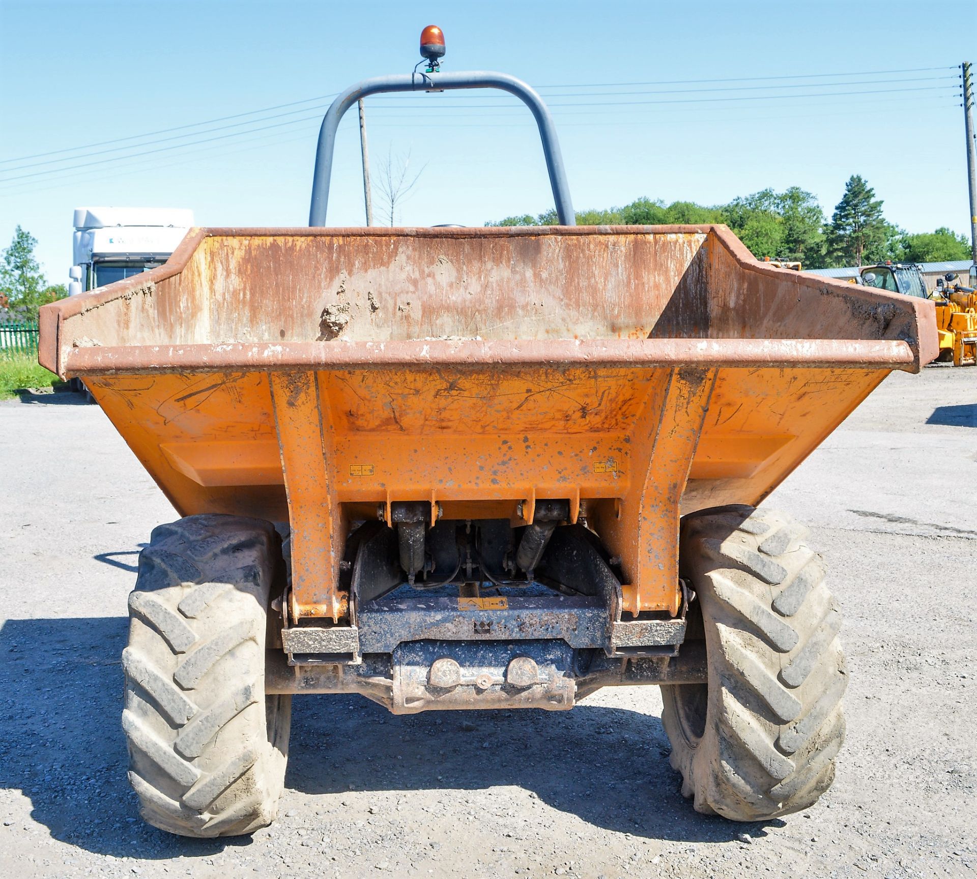 Benford Terex TA6 6 tonne straight skip dumper Year: 2007 S/N: E708FW421 Recorded Hours: 2558 1831 - Image 5 of 12