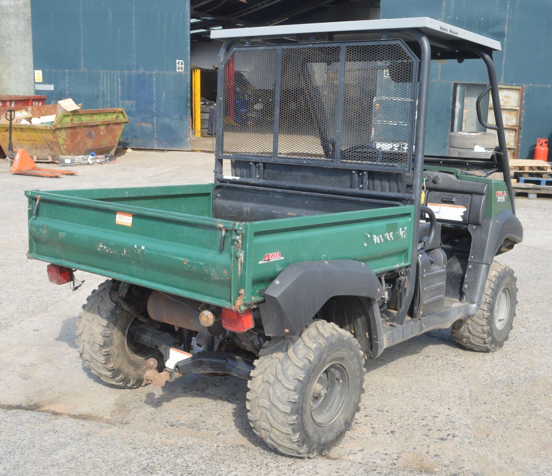 Kawasaki Mule 4010 4X4 diesel driven utility vehicle  Year: 2011 Recorded hours: 2801 **No VAT on - Image 4 of 13
