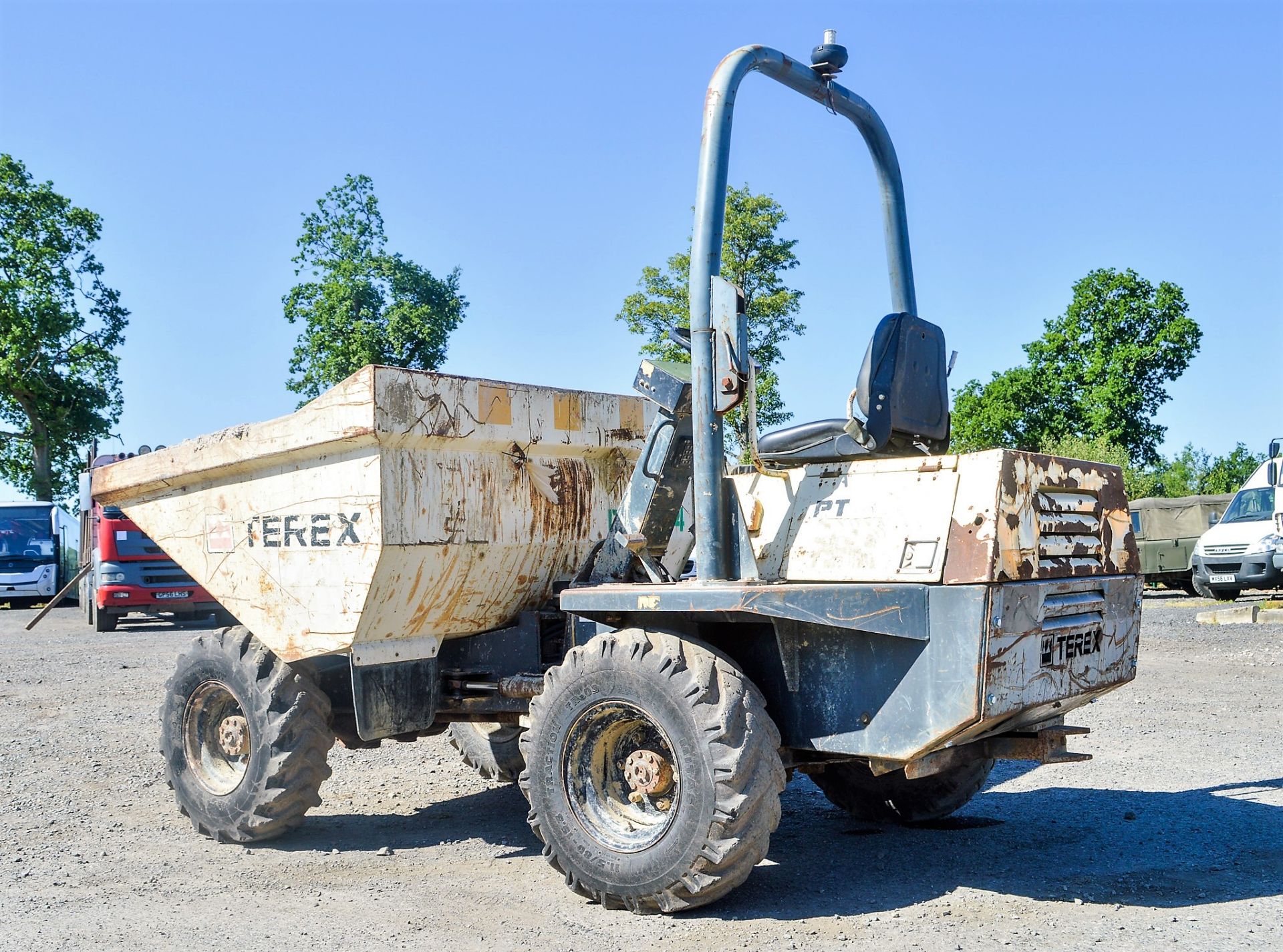 Benford Terex 3 tonne straight skip dumper Year: 2005 S/N: E511FC143 Recorded Hours: Not - Image 2 of 12