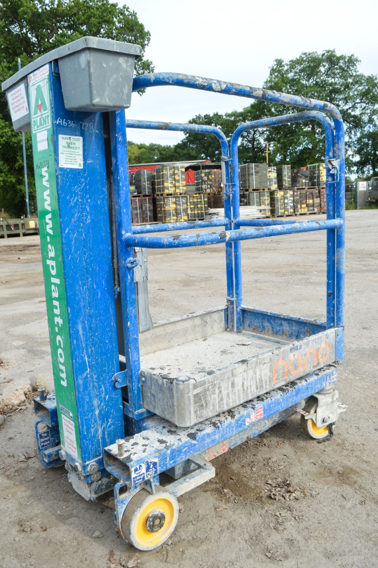 Power Tower Nano battery electric access platform A636778 - Image 3 of 4