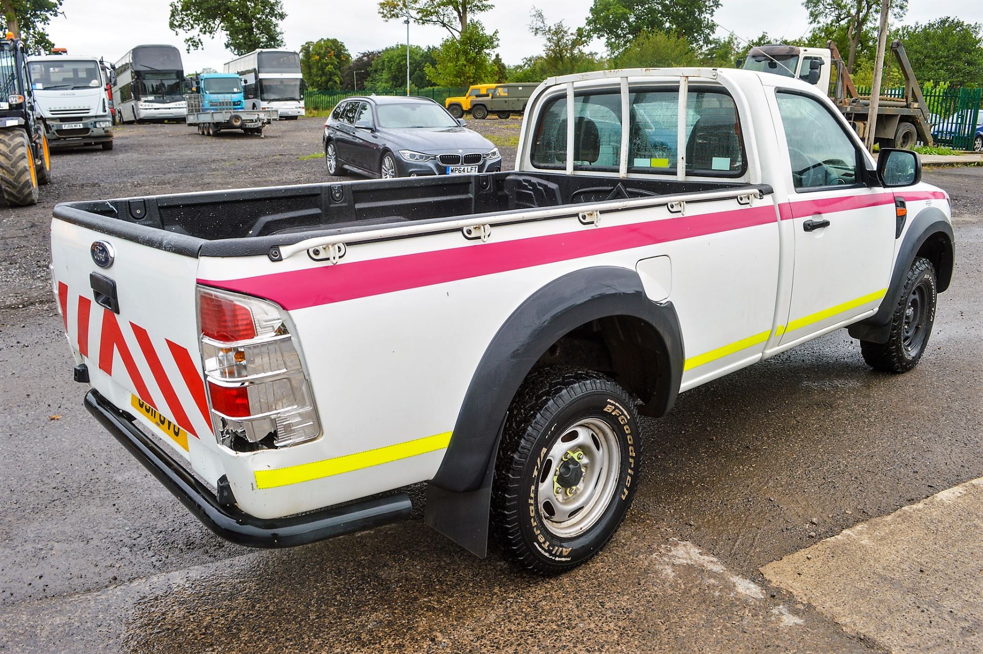 Ford Ranger XL 4x4 2.5 TDCi single cab pick up truck Registration Number: GJ11 GVU Date of - Image 4 of 10