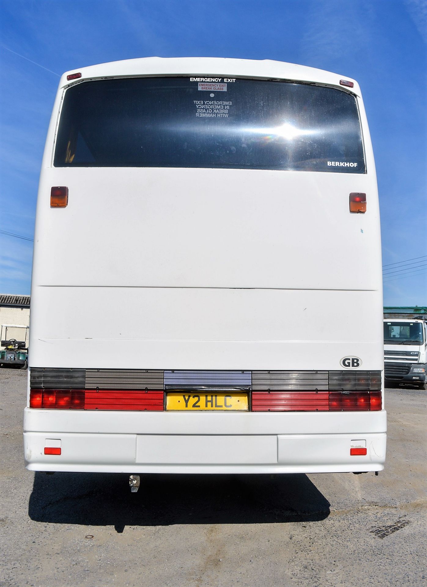 Volvo B12M Berkhof 49 seat luxury coach Registration Number: Y2 HLC Date of Registration: 01/04/2001 - Image 6 of 11