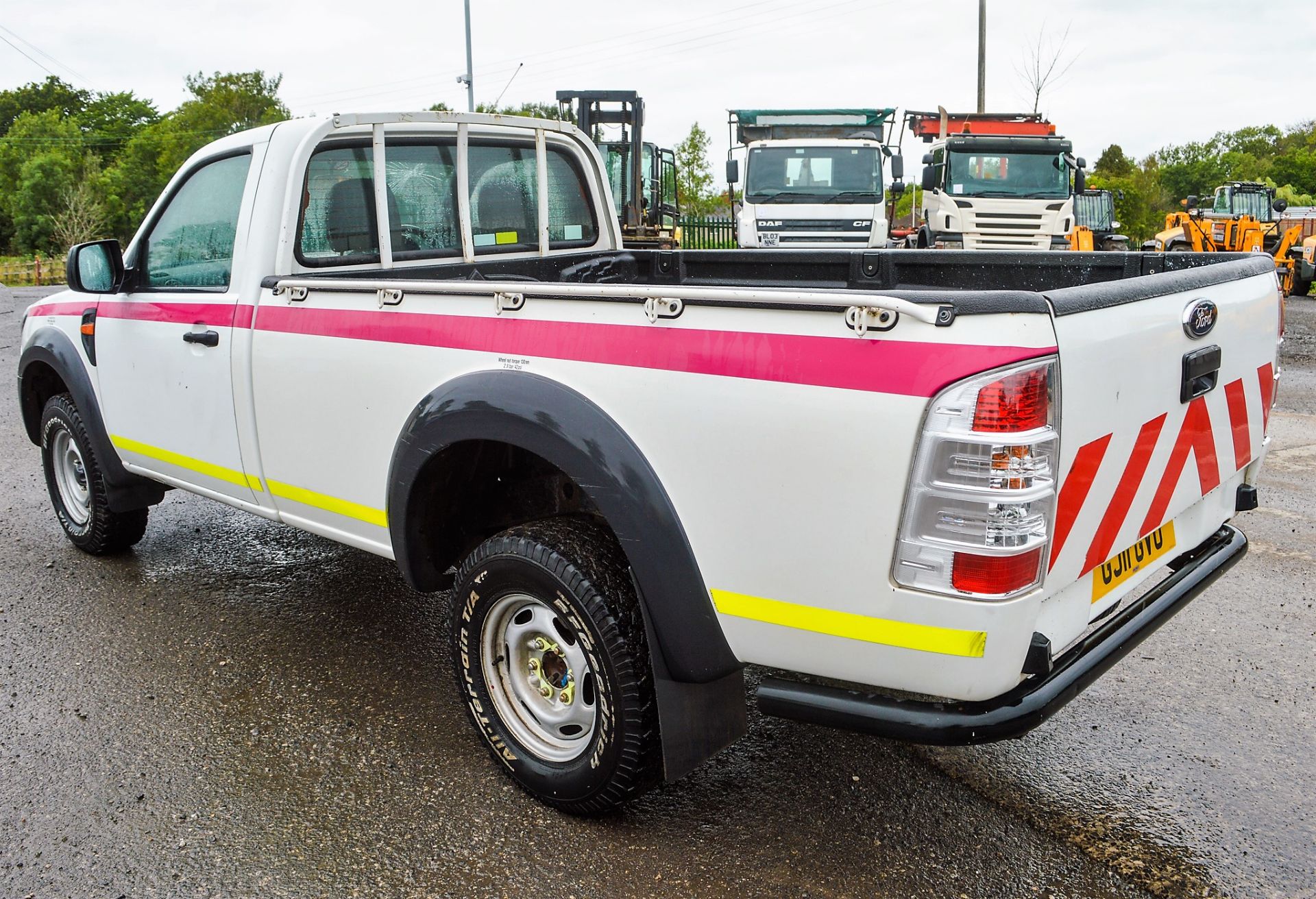 Ford Ranger XL 4x4 2.5 TDCi single cab pick up truck Registration Number: GJ11 GVU Date of - Image 3 of 10