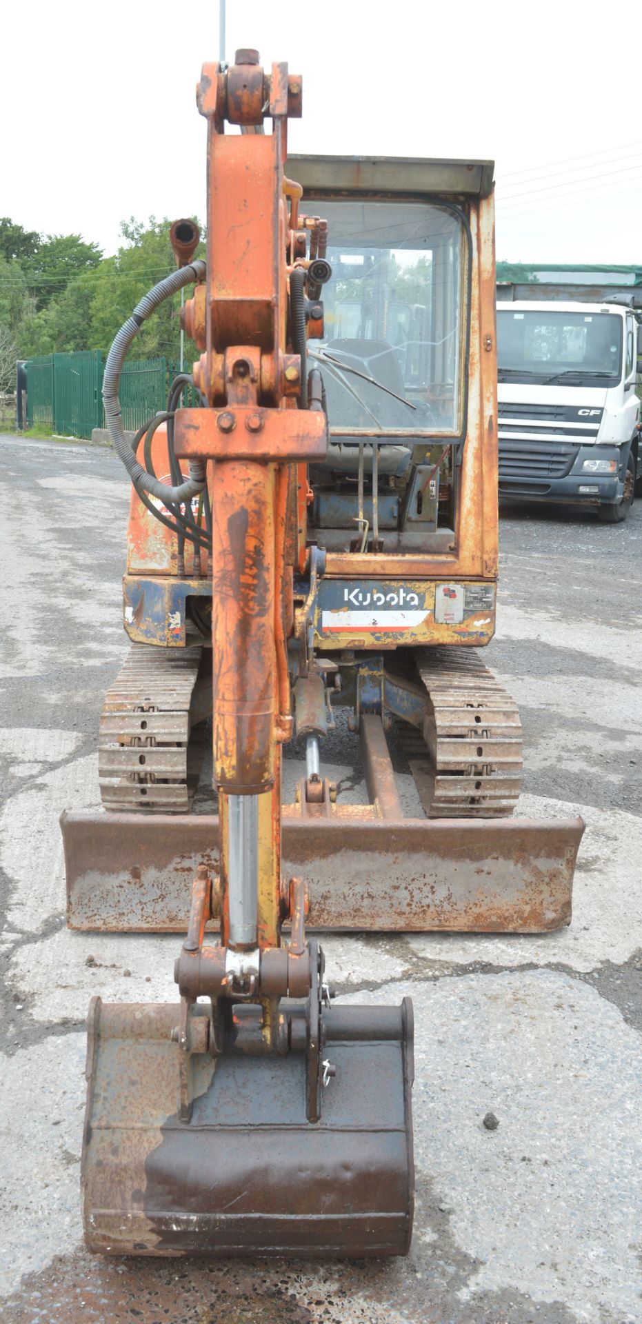 Kubota KH-66 2.8 tonne steel tracked mini digger  Year:  S/N: 13242 Recorded hours: 3422 c/w bucket, - Image 3 of 13