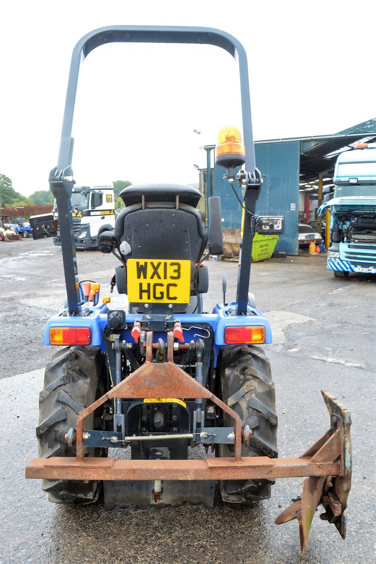 Iseki TN3265 diesel driven hydrostatic 4WD compact tractor Year: 2012 S/N: 000758 Recorded Hours: - Image 6 of 15