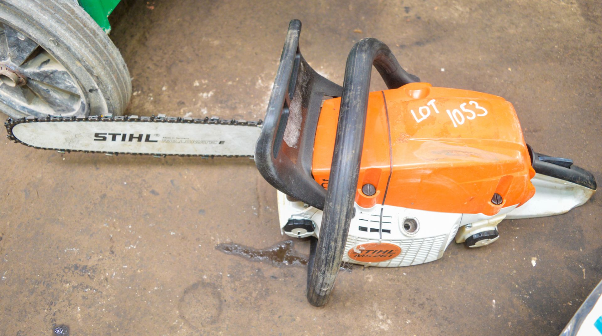 Stihl MS261 petrol driven chainsaw ** Pull cord missing ** A611945