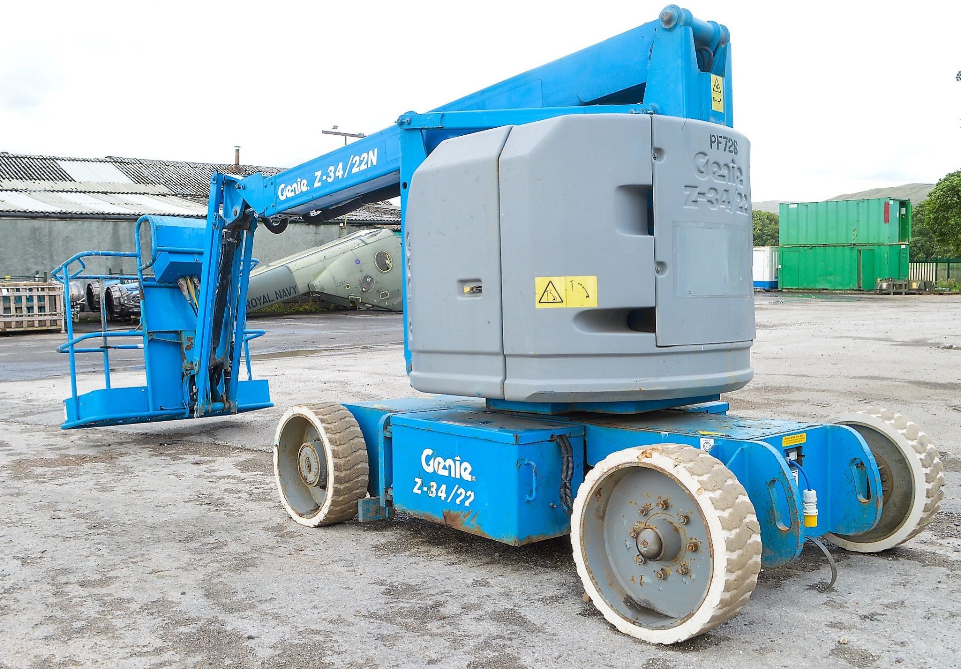 Genie Z-34/22N battery electric articulated boom lift access platform Year: 2007 S/N: N07-6593 - Image 3 of 9