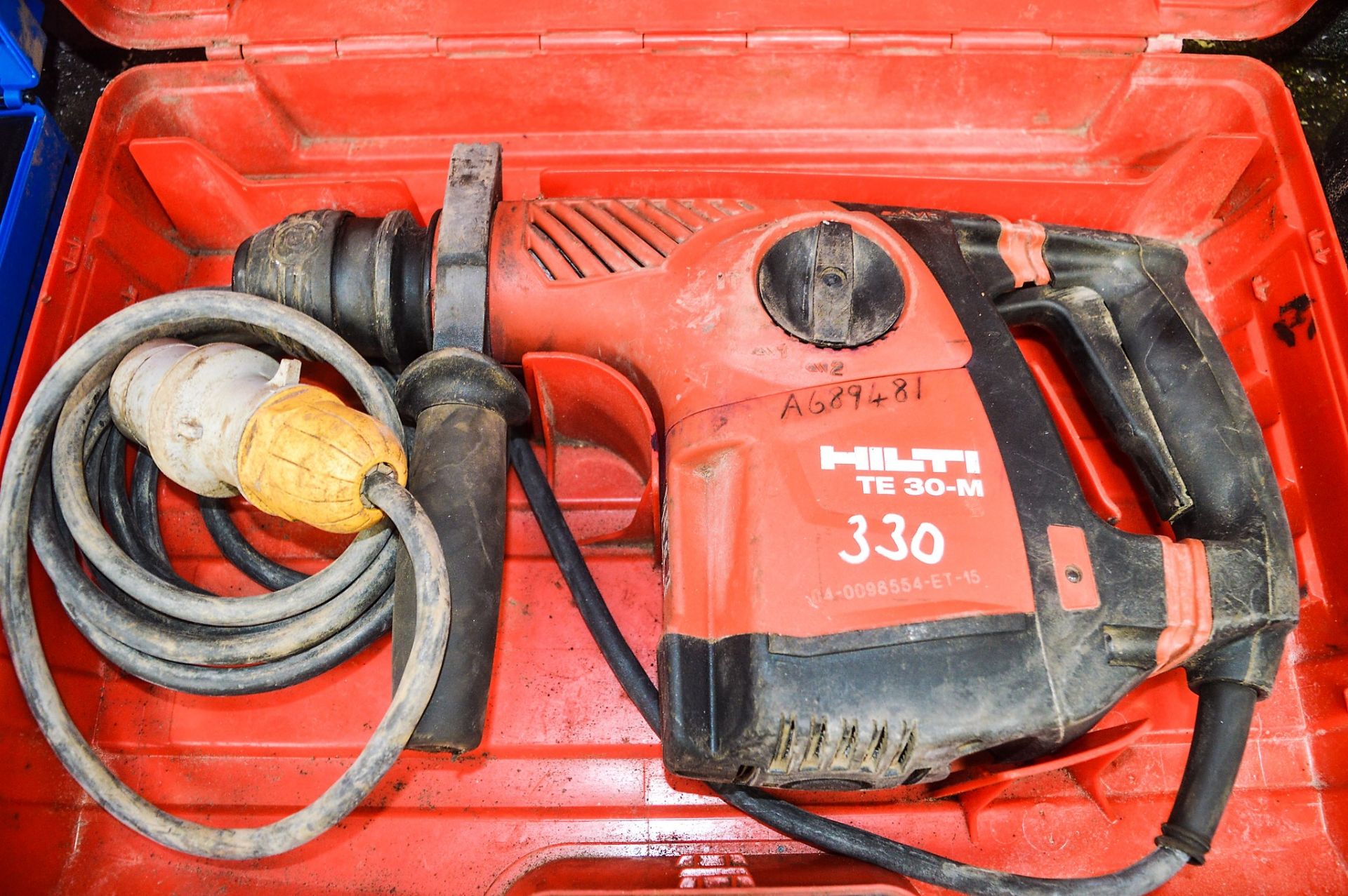 Hilti TE30-M 110v rotary hammer drill c/w carry case A689481