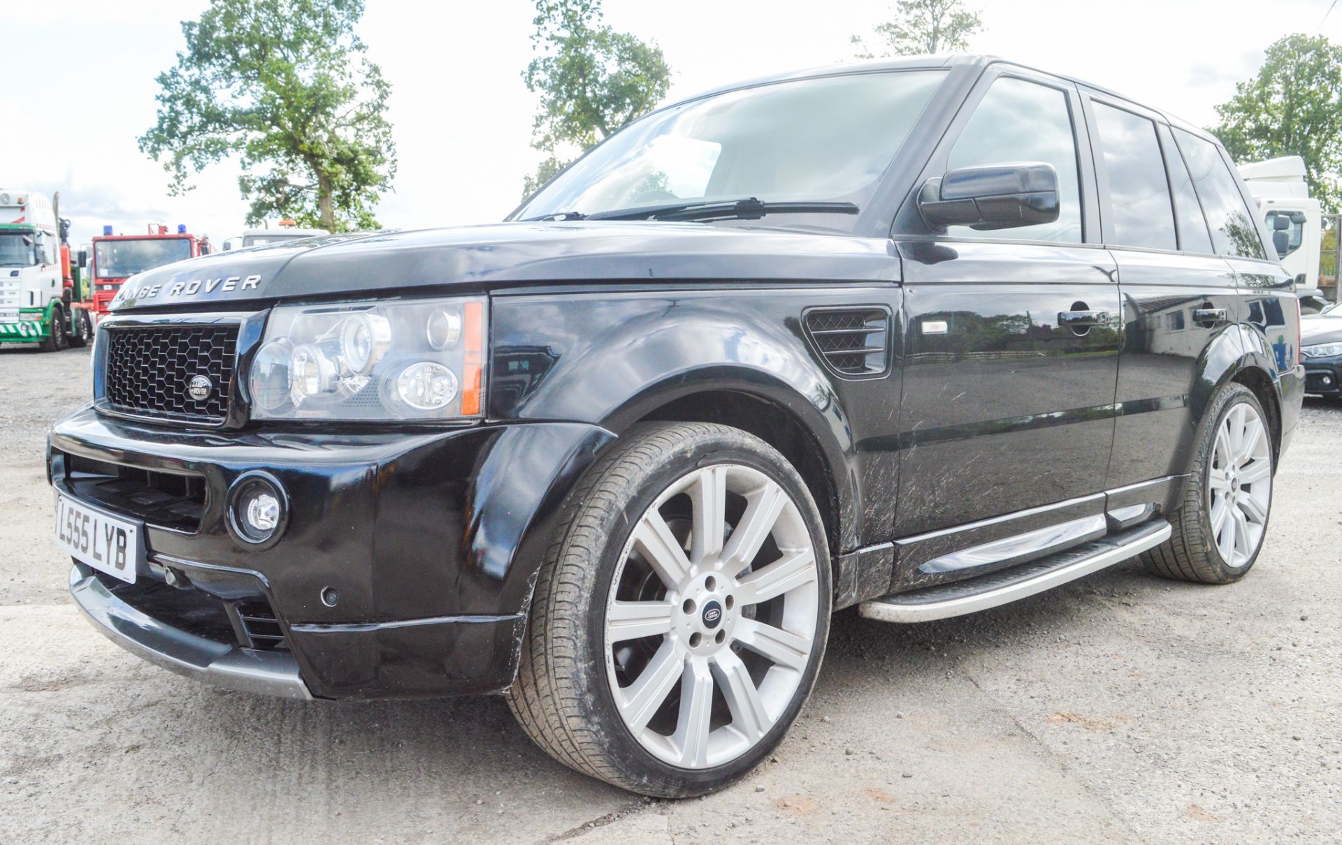 Range Rover Sport HSE TDV6 Estate car Registration Number: L555 LYB Date of Registration: 20/10/2006