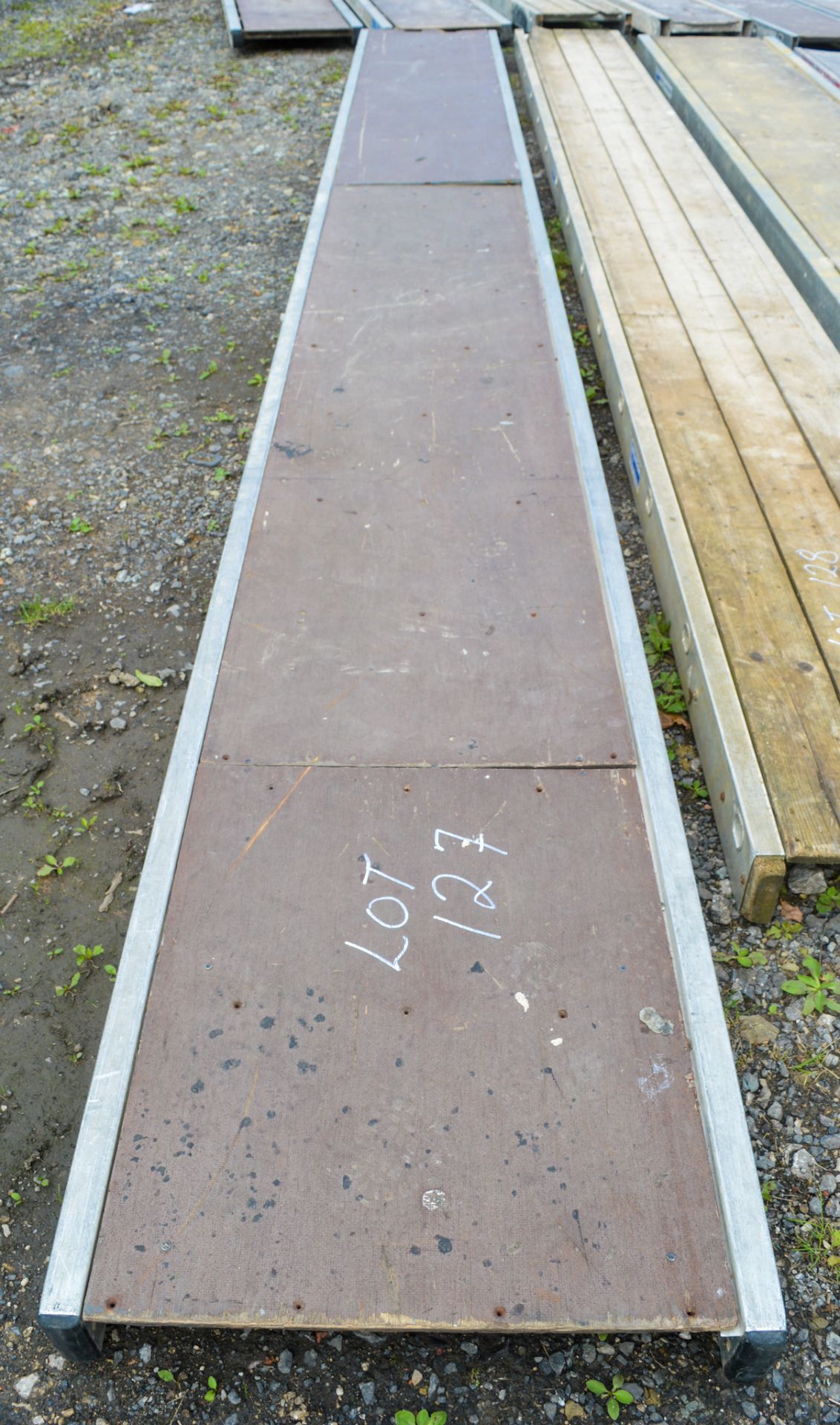 Approximately 18ft aluminium staging board 33130254