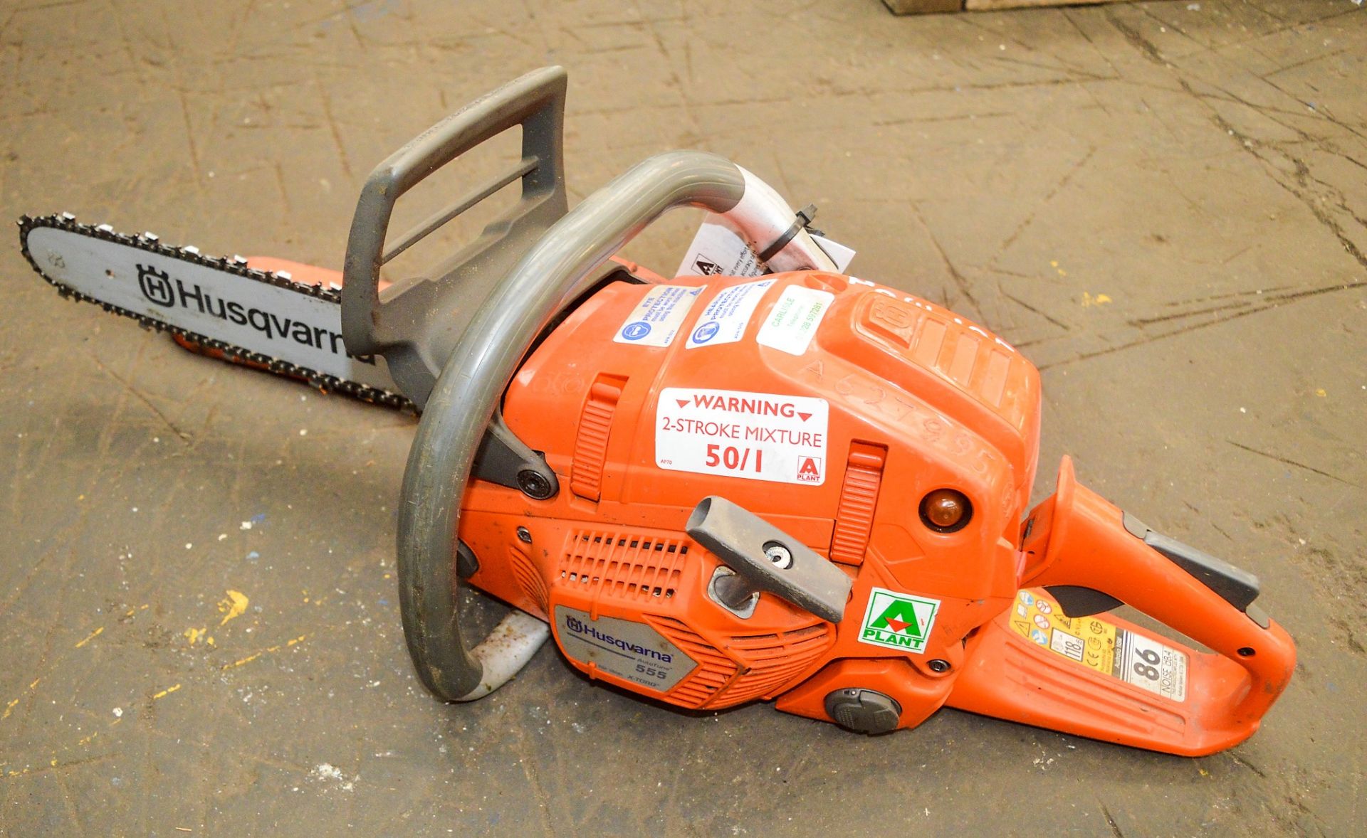 Husqvarna 555 petrol driven chainsaw A627995 - Image 2 of 2