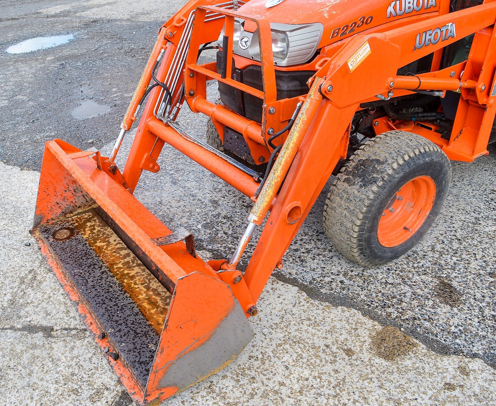 Kubota B2230HC diesel driven agricultural tractor Year: 2014 S/N: 90322 Recorded Hours: 1880 c/w - Image 8 of 11