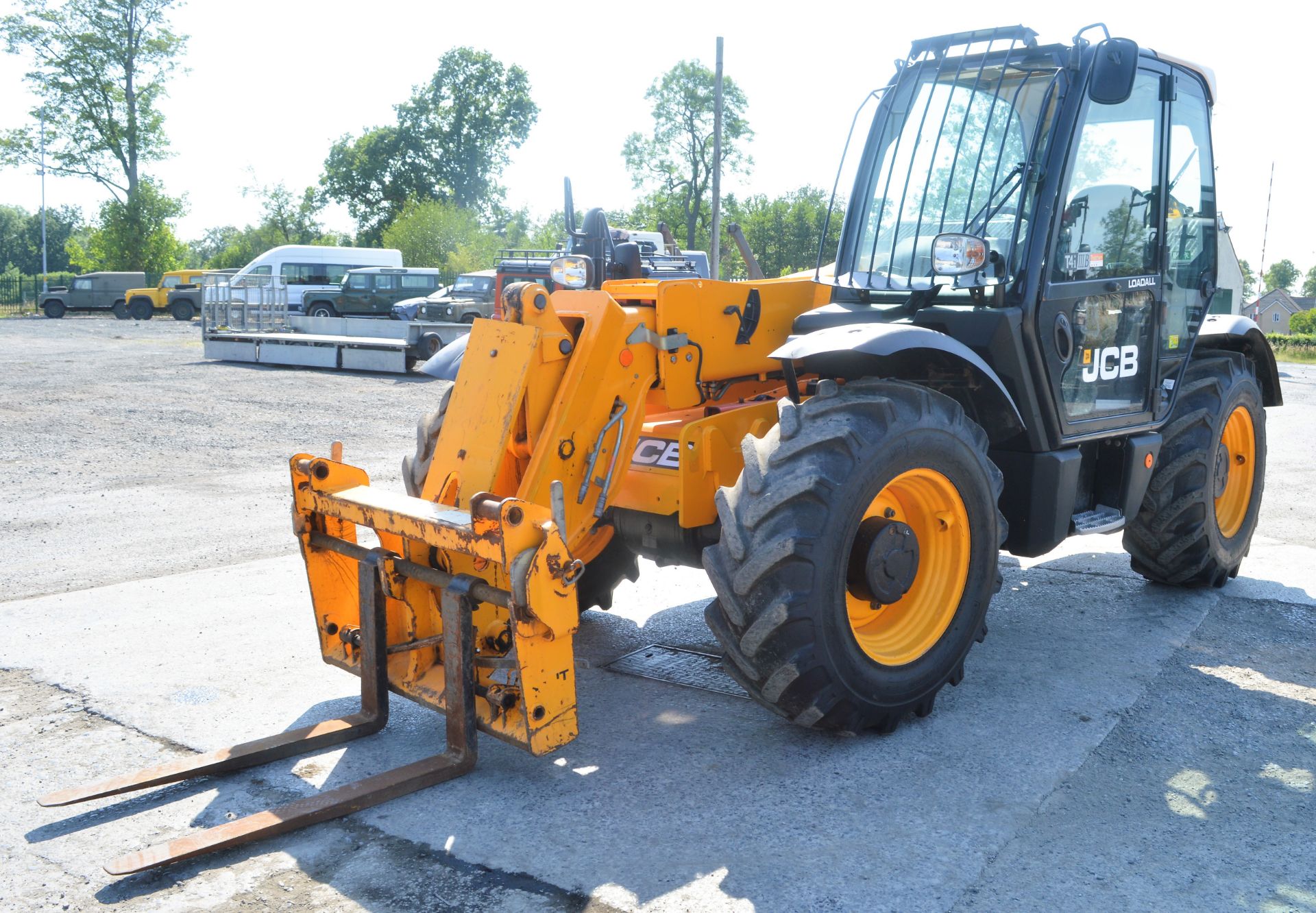 JCB 531-70 7 metre telescopic handler  Year: 2015 S/N: 2350007 Recorded hours: 1462 c/w turbo