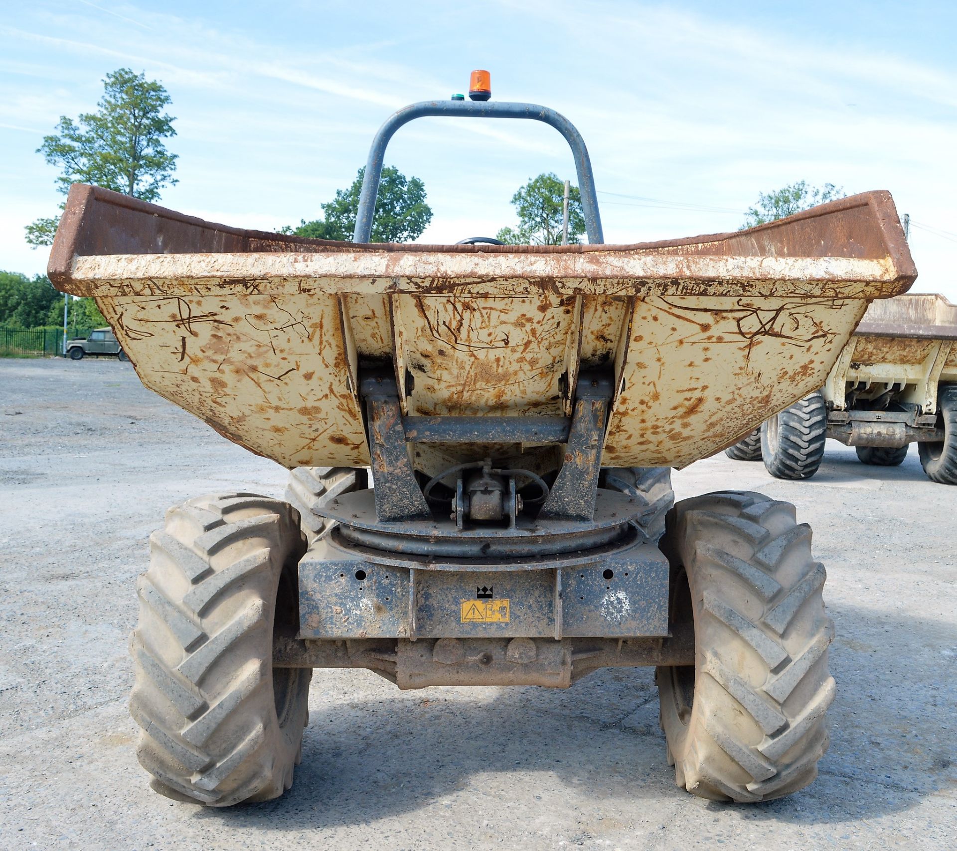 Benford Terex 6 tonne swivel skip dumper Year: 2007 S/N: E709FX719 Recorded Hours: Not displayed ( - Image 5 of 11