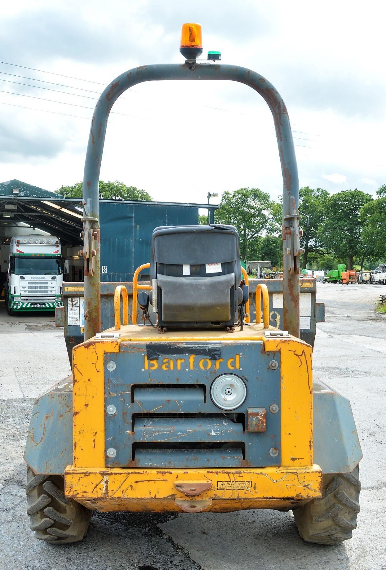 Barford 3 tonne straight skip dumper Year: 2006 S/N: SBTH0815 Recorded Hours: Not displayed (Clock - Image 6 of 11