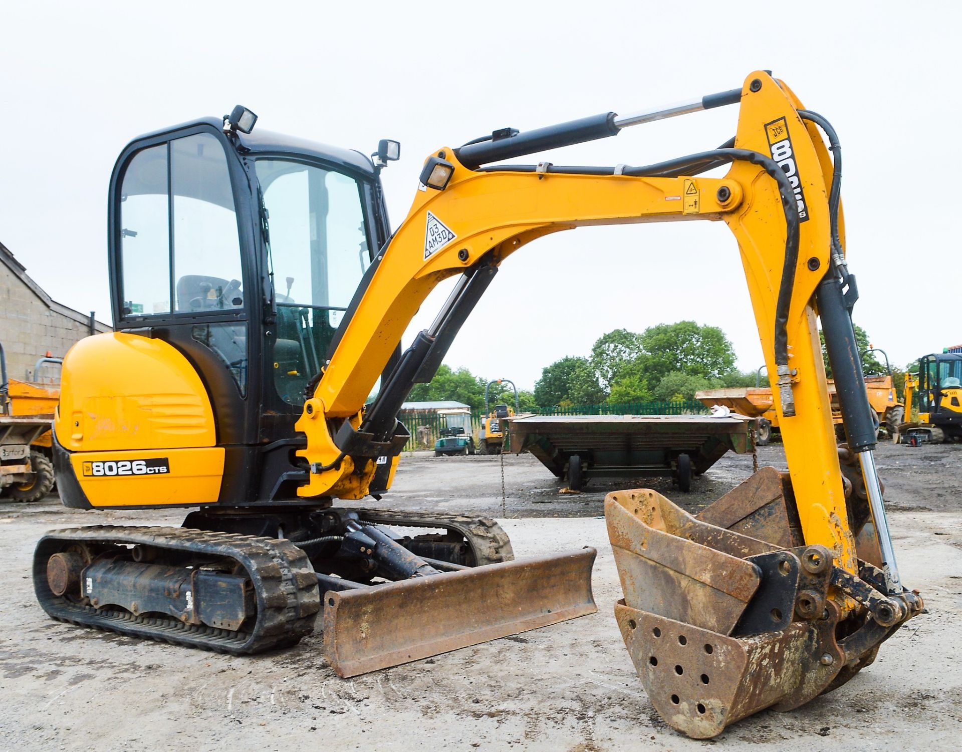 JCB 8026 CTS 2.6 tonne rubber tracked mini excavator Year: 2015 S/N: 1780383 Recorded Hours: 766 - Image 2 of 12