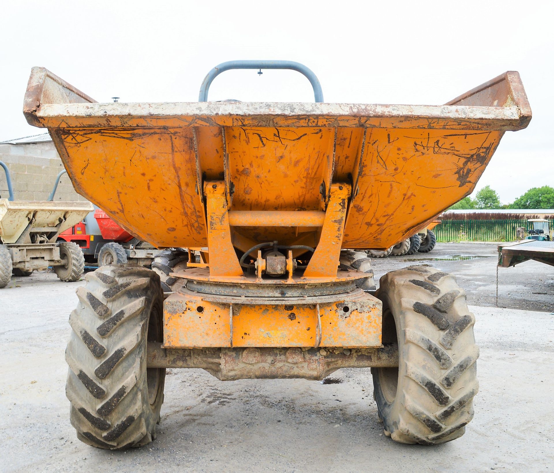 Benford Terex 6 tonne swivel skip dumper Year: 2003 S/N: E310EF441 Recorded Hours: Not displayed ( - Image 5 of 12