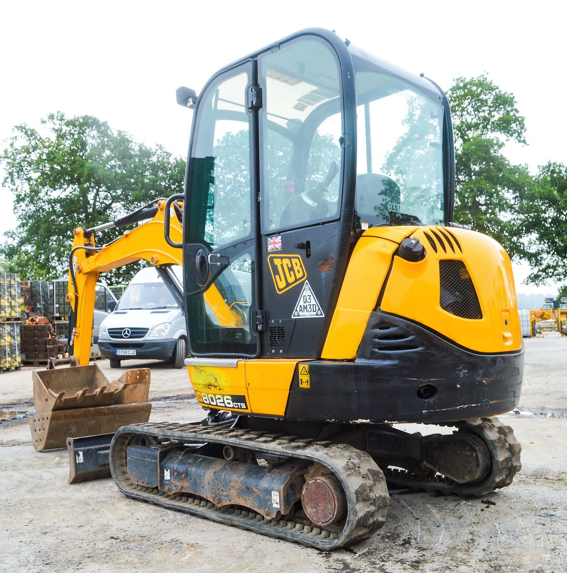 JCB 8026 CTS 2.6 tonne rubber tracked mini excavator Year: 2015 S/N: 1780383 Recorded Hours: 766 - Image 3 of 12
