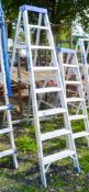 8 tread aluminium step ladder A708524