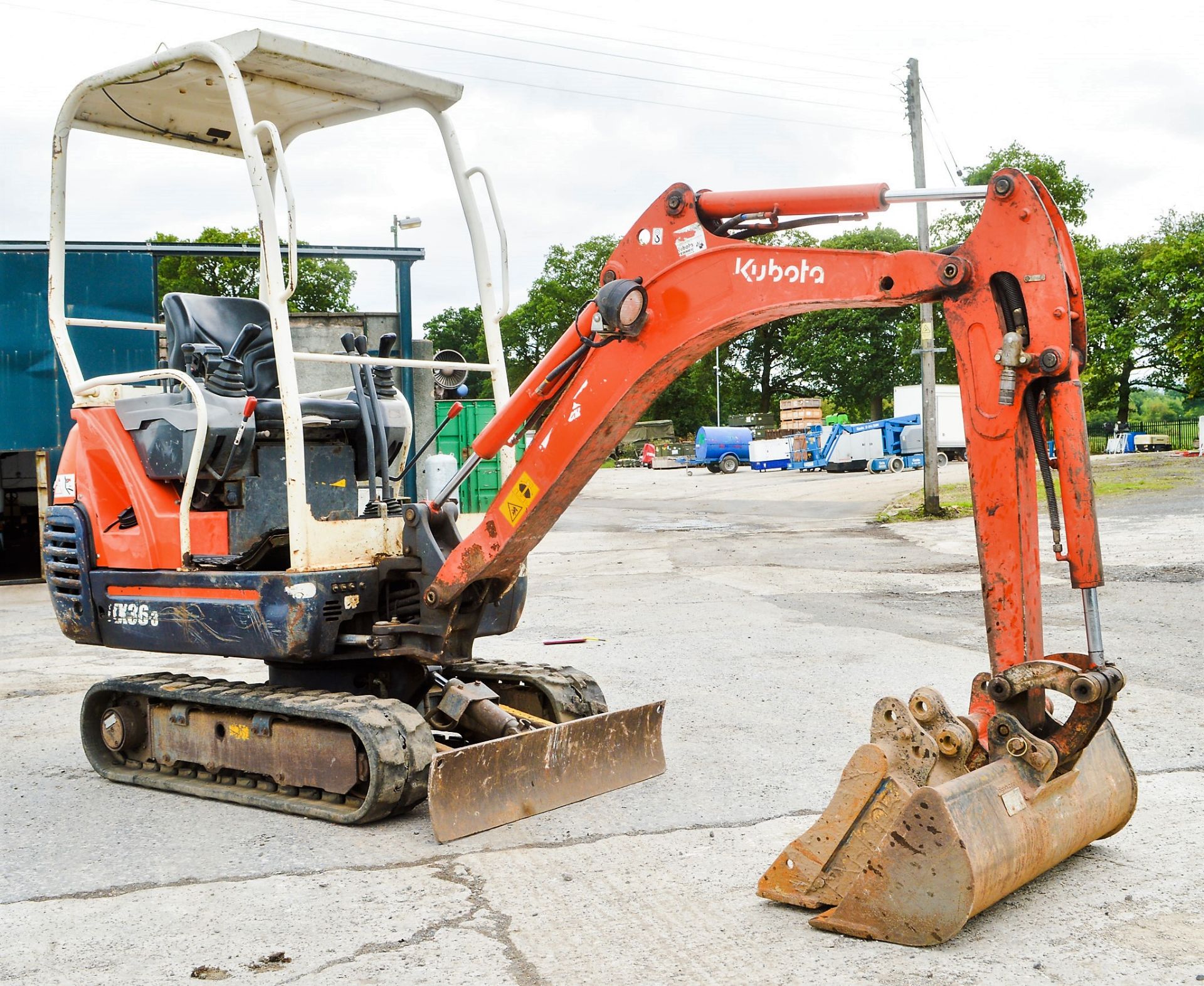 Kubota KX36-3 1.5 tonne rubber tracked mini excavator Year: 2010 S/N: 79011 Recorded Hours: 2489 - Image 2 of 13