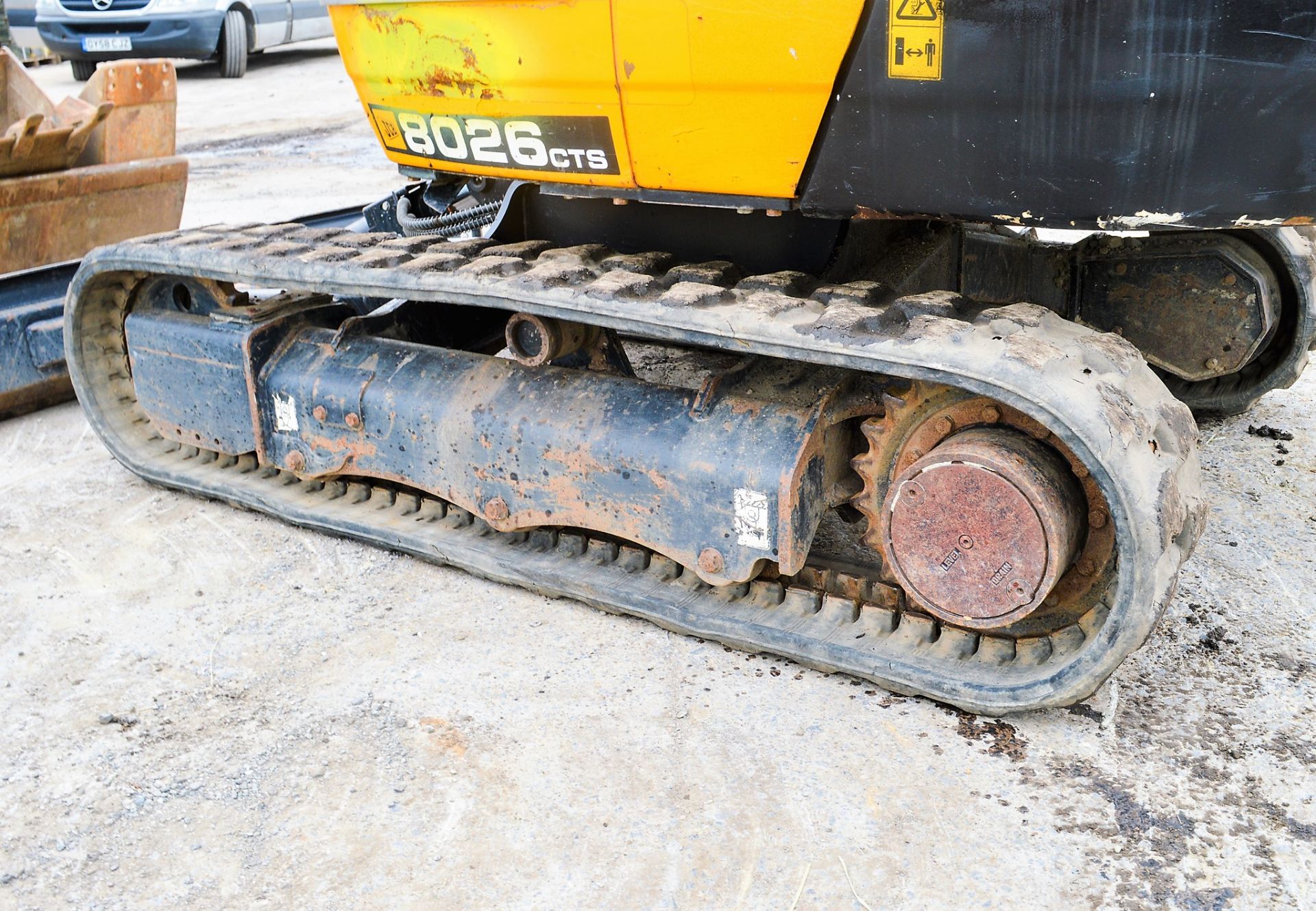 JCB 8026 CTS 2.6 tonne rubber tracked mini excavator Year: 2015 S/N: 1780383 Recorded Hours: 766 - Image 7 of 12